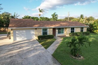 9197 Artist Pl in Wellington, FL - Building Photo - Building Photo