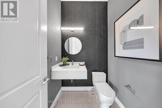 6 Vaudeville Dr in Toronto, ON - Building Photo - Building Photo