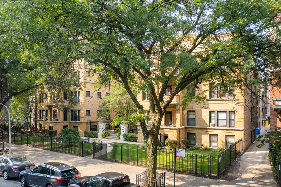 718-728 W Sheridan Rd in Chicago, IL - Foto de edificio