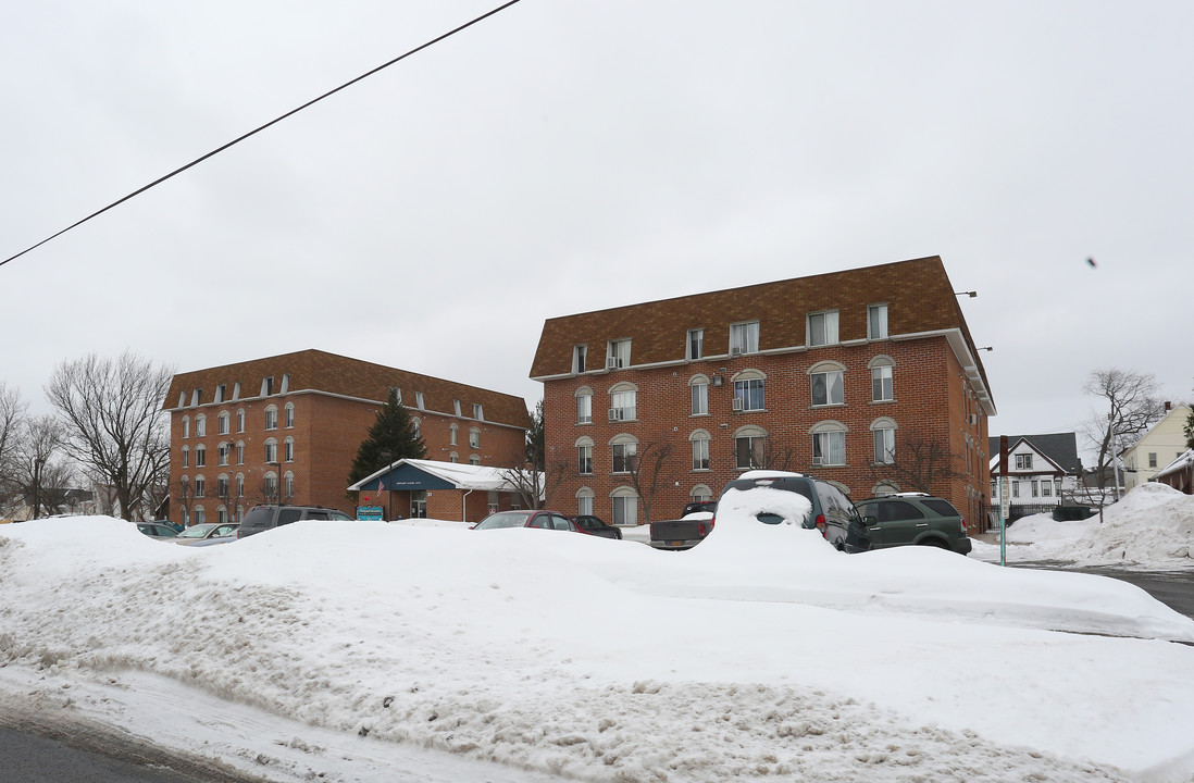 Margaret Knamm Apartments in Utica, NY - Building Photo