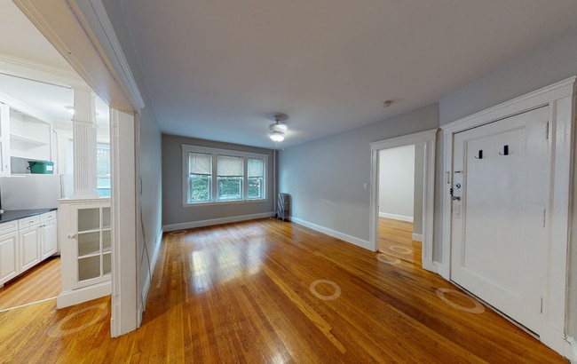 11 Gray St, Unit 1 in Cambridge, MA - Building Photo - Building Photo