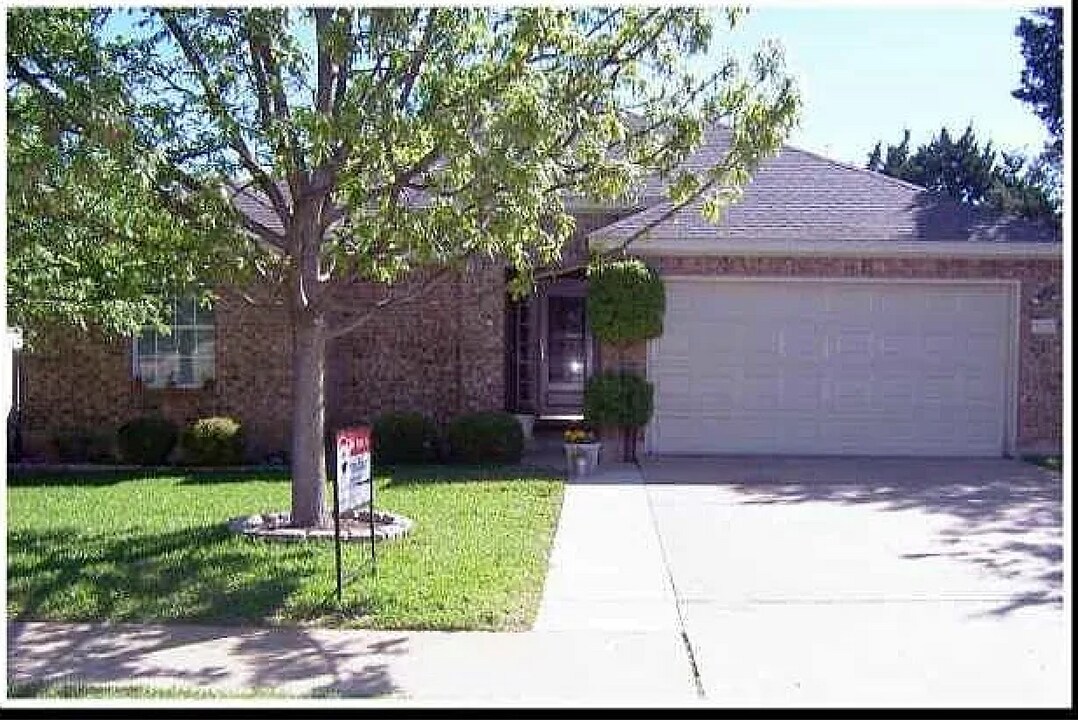 1904 Hollow Ridge Dr in Cedar Park, TX - Building Photo