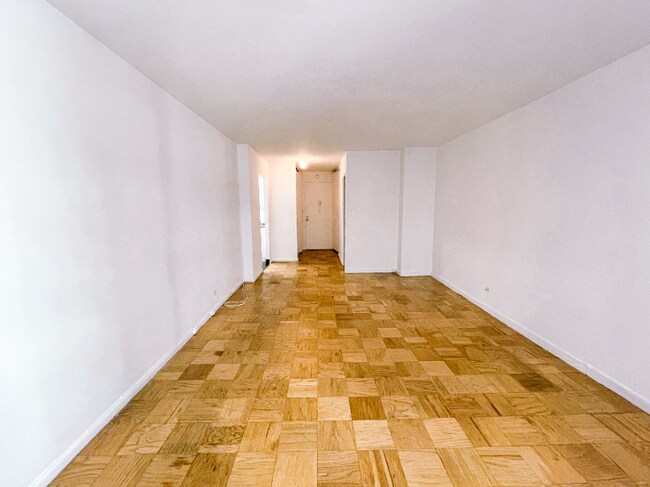 property at 330 E 46th St
