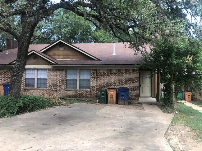 property at 7002 Ivory Key Ct