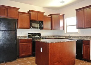 14308 High Rock Dr in El Paso, TX - Building Photo - Building Photo