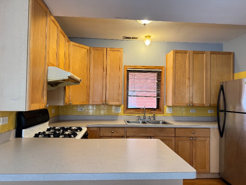 3714 S Hermitage Ave in Chicago, IL - Building Photo