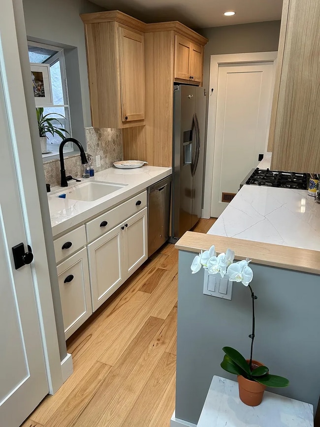 8 Locke Ln in Mill Valley, CA - Building Photo - Building Photo