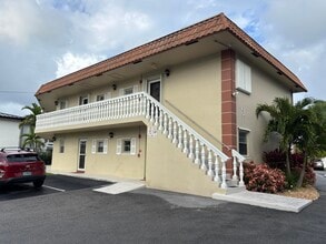 2201 SE 9th St in Pompano Beach, FL - Building Photo - Building Photo