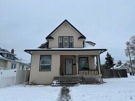 1104 W Kiernan Ave in Spokane, WA - Building Photo