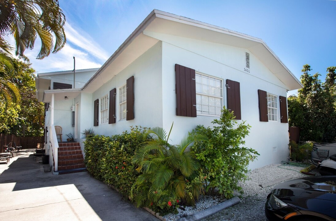 3430 Eagle Ave in Key West, FL - Foto de edificio