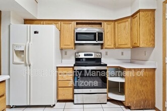 2306 W Laurel Ln in Phoenix, AZ - Building Photo - Building Photo