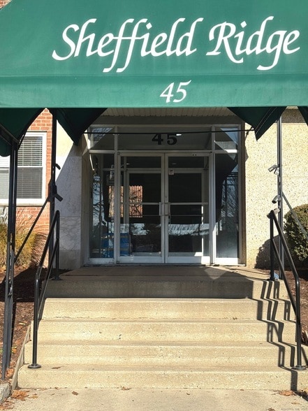 45 Maple St in Norwalk, CT - Foto de edificio - Building Photo