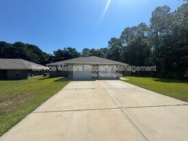 6850 Stirrup Ln in Milton, FL - Building Photo