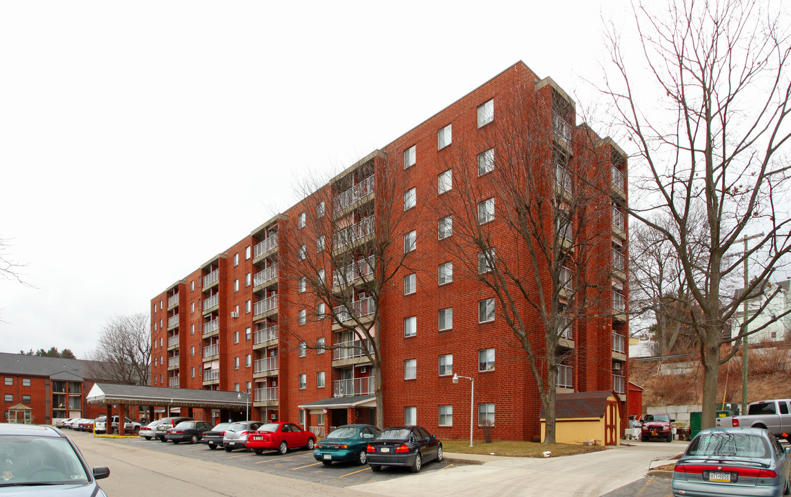 Thomas Campbell Apartments in Washington, PA - Building Photo