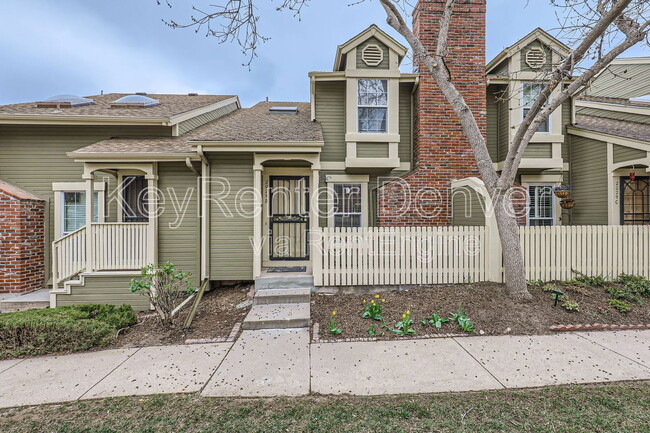 property at 2029 S Hannibal St