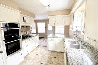 2835 Cotton Stock Dr in Sugar Land, TX - Building Photo - Building Photo