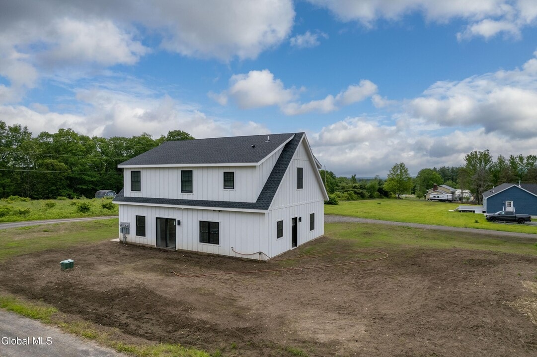 72 Plattekill Rd in Greenville, NY - Building Photo