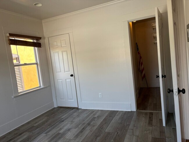 2616 S Denison Ave in Los Angeles, CA - Building Photo - Building Photo