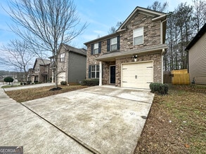 5689 Grande River Rd in Atlanta, GA - Building Photo - Building Photo