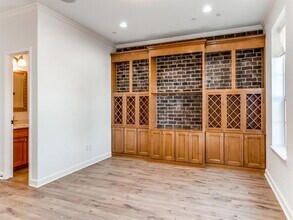 3942 Sugar Tree Way in Addison, TX - Building Photo - Building Photo