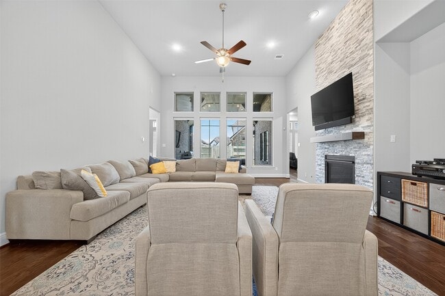 property at 2314 Cotton Creek Ln