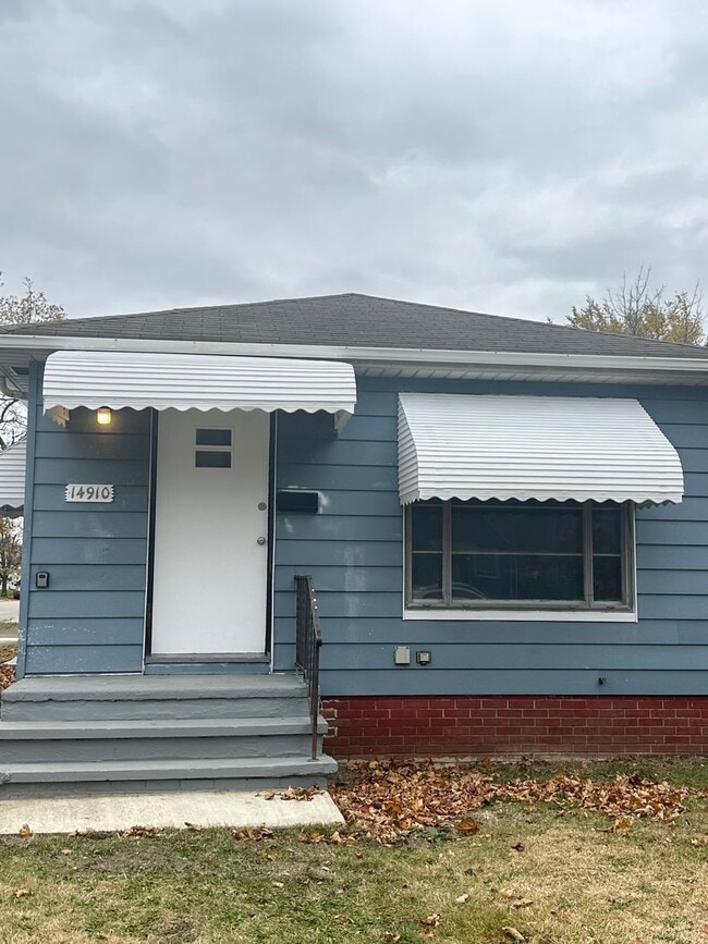 property at 14910 Harvard Ave