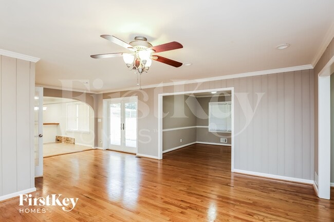 4336 Lake Laurel Dr in Smyrna, GA - Building Photo - Building Photo