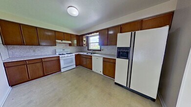 2612 Skylark Dr in York, PA - Building Photo - Building Photo