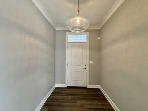 512 Chestnut Pl in Loudon, TN - Building Photo - Building Photo