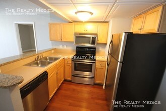 151 E Washington St-Unit -UNIT 410 in Orlando, FL - Building Photo - Building Photo