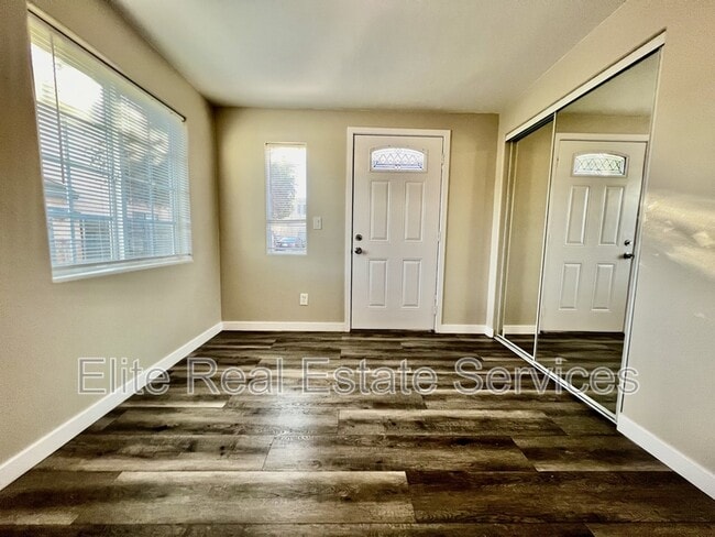 property at 118 Cedar Ave