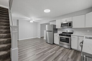 91 F St in Mckees Rocks, PA - Building Photo