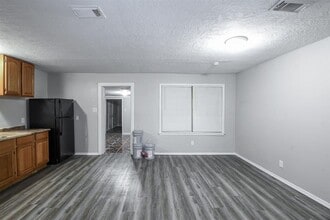 3522 Stonham St in Houston, TX - Building Photo - Building Photo