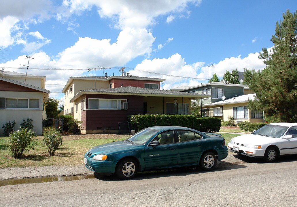 5721 Tilden Ave in Sherman Oaks, CA - Building Photo