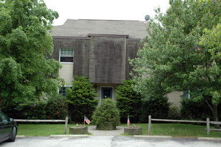 254 Clove Rd Apartments