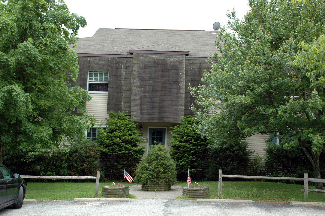 254 Clove Rd in Montague, NJ - Building Photo