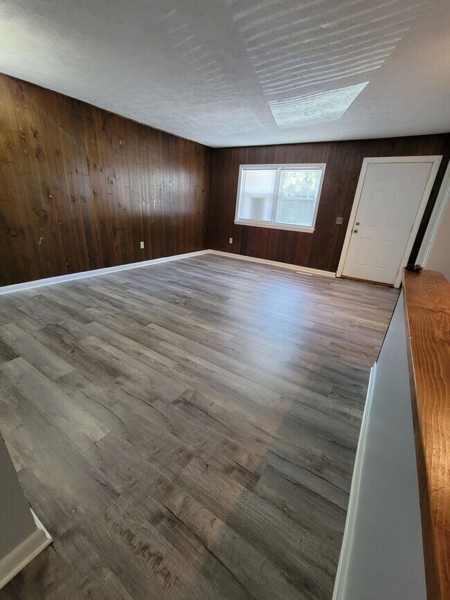 1012-1014 Willey St-Unit -1012 in Morgantown, WV - Foto de edificio - Building Photo