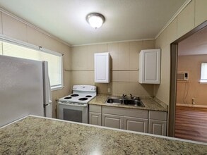 110 Farm Dr in Bridge City, TX - Building Photo - Building Photo