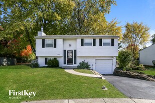 1272 Sweetbay Pl in Galloway, OH - Building Photo