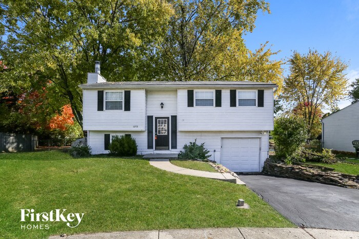 1272 Sweetbay Pl in Galloway, OH - Building Photo