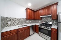 260 Central Ave, Unit 530 in Jersey City, NJ - Building Photo - Building Photo