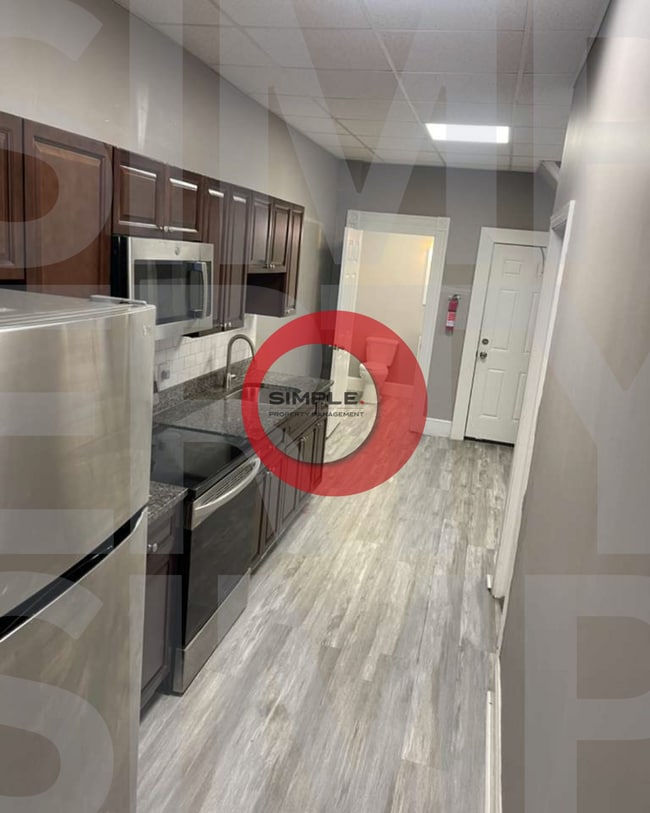 property at 110 N 10th St