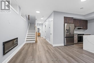 884 Byron Ave in Ottawa, ON - Building Photo - Building Photo
