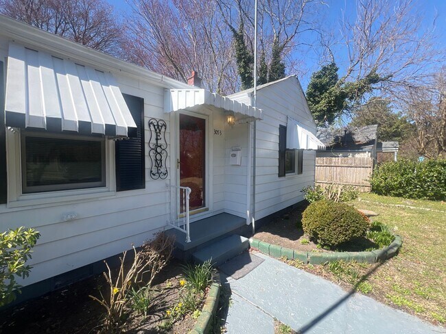 3053 Tree Chop Rd in Norfolk, VA - Building Photo - Building Photo