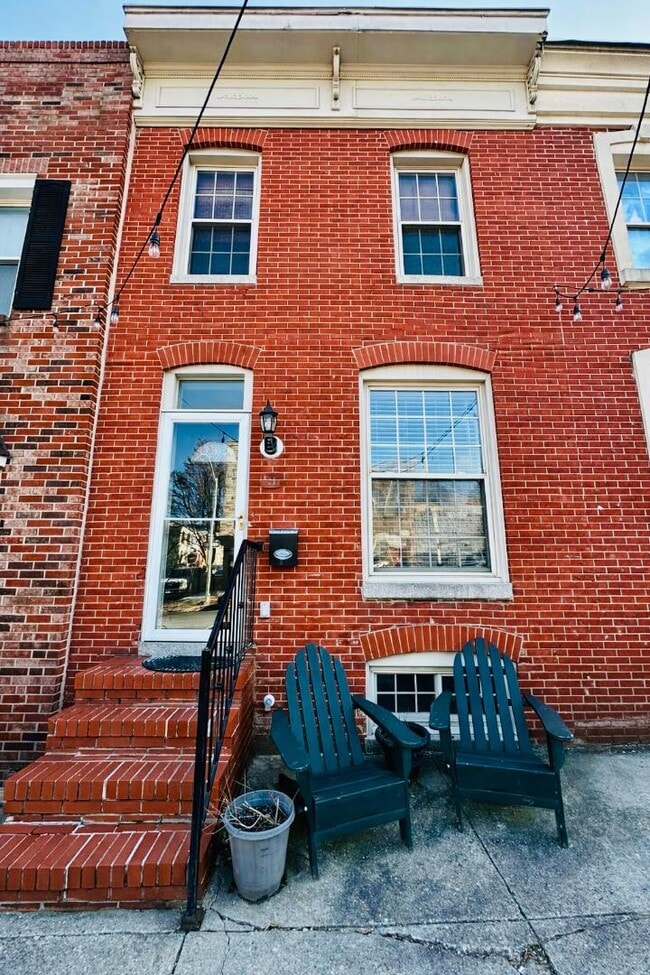 property at 2517 Foster Ave