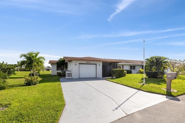 13654 Whippet Way W in Delray Beach, FL - Building Photo - Building Photo