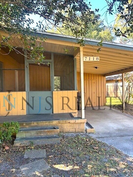 7118 Railey Cir in Jacksonville, FL - Building Photo