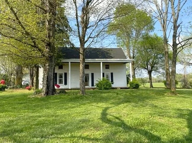 property at 400a Main St
