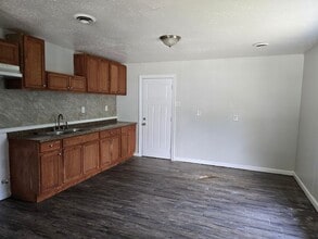 610 St Monica Dr in Cahokia Heights, IL - Building Photo - Building Photo