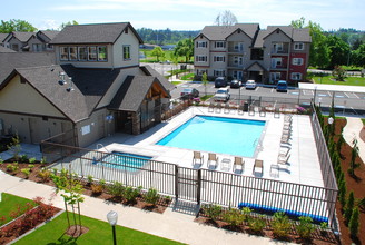 Linden Lane Apartments in Puyallup, WA - Foto de edificio - Building Photo